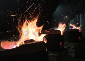 Cours de cuisine sur le feu - délicatesses de la cuisine sur le feu