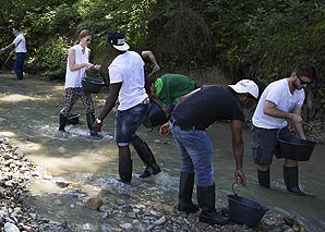 Gold panning - the adventure in nature