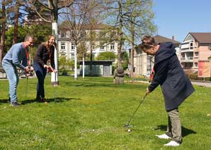 Urbangolf - jouer au golf à travers Burgdorf