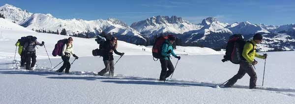 Snowshoe tour with fondue or raclette