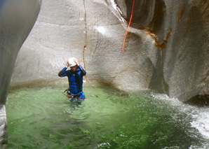 Canyoning dans le canyon du Boggera au Tessin