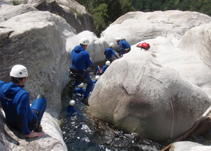 Canyoning dans le canyon du Boggera au Tessin