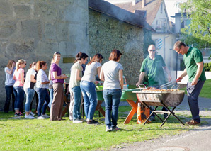 Balade amusante en trottinette avec grillades dans le pays de Zoug