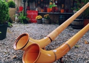 Älplerspiele auf dem Bauernhof
