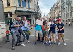 Spectacle interactif personnalisé en plein air avec des acteurs