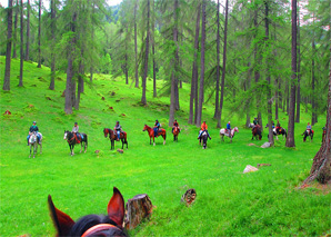 Auf dem Pferderücken durchs Tessin