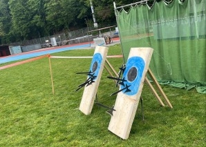 Axe throwing indoor and outdoor