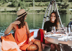 Barbecue boat on the Aare