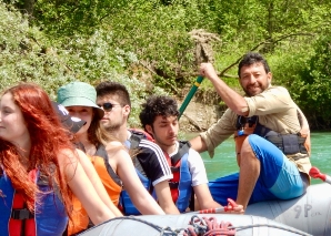 Dinghy trip on the Aare from Thun to Bern