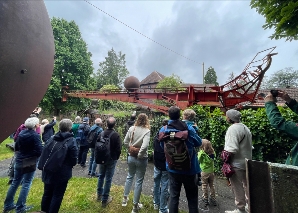 Visite guidée du parc de sculptures de Bernhard Luginbühl