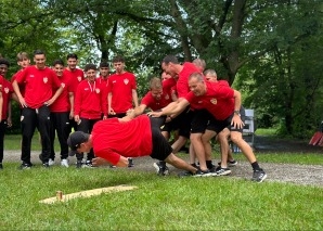 Construction de radeaux - Travail d'équipe requis