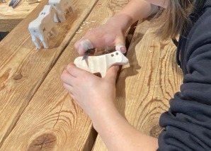 Sculpture de vaches en bois