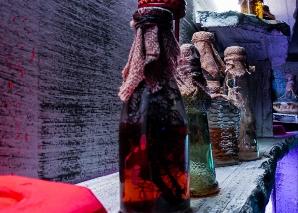 Escape rooms - find the exit