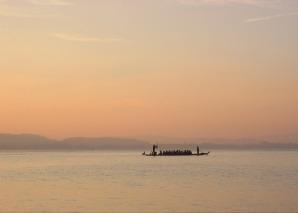 Événement d'équipe sur un bateau-dragon
