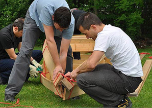 Boat building as a team