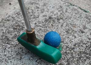 Mobiles Minigolf für drinnen oder draussen