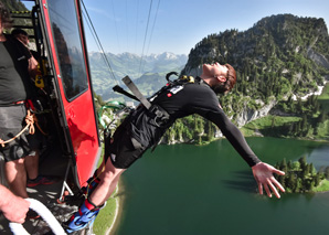 Bungee-Jumping am Stockhorn