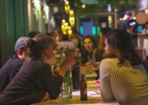 Poker mit Tavolata italiana