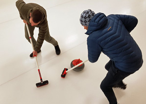 Découvrir le plaisir du curling