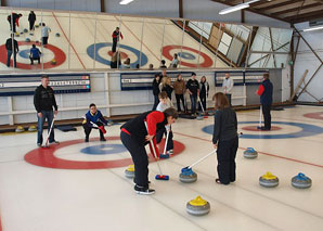 Curling fun event in Wallisellen