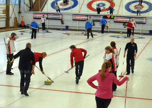 Curling-Plausch in Wallisellen