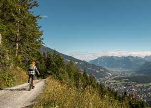 E-Bike-Genusstour ab Chur mit Rodelspass