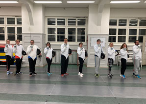 Team fencing – Cross the blade