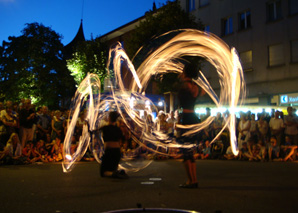 Fire in the Sky - Spectacle de feu avec acrobaties