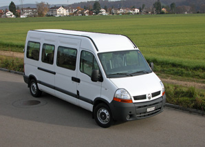 Besichtigung von FLYER und Kambly mit dem Bus