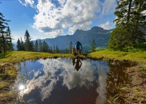 Excursion dans les forêts sauvages de la vallée de la Muota