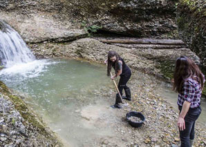 Gold panning - the adventure in nature