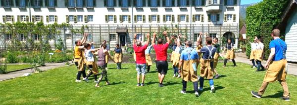 Urchiger Grossgruppen-Event auf dem Bauernhof