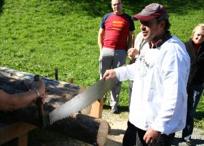 Compétition ou atelier dans l'artisanat paysan dela vallée du Hasli