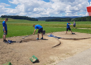 Hornussen mit Essen im Berner Mittelland