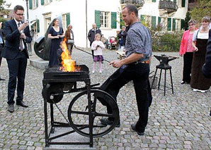 Forging lucky horseshoes - the highlight at the wedding