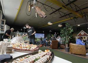 Indoor golf on the biggest screens in Switzerland