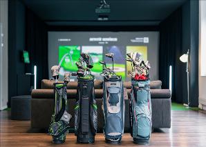 Indoor Golf auf dem Simulator
