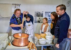 Fabriquer du fromage en Emmental