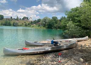Hiking and canoeing on Lake Gruyère