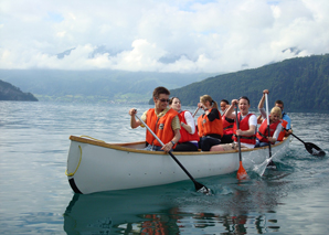 Paddling in a team