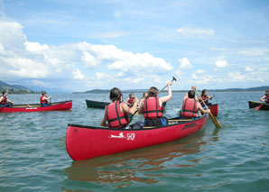 Canoë sur le lac de Morat