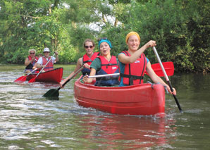 Excursion guidée en canoë - le plaisir sur l'eau