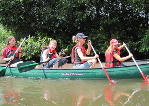 Excursion guidée en canoë - le plaisir sur l'eau