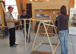 Construction d'une catapulte XXL avec concours de lancement