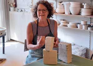 Ceramic workshop: Experience Mindful Communication