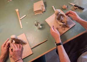 Atelier de céramique : Expérimenter la communication attentive