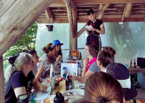 Krimidinner mit Rollenspiel