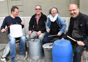 Trash drumming teambuilding