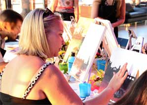 Kunst mit Pinsel und Farbe