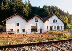 Mauler sparkling wine and asphlat mines in Val-de-Travers